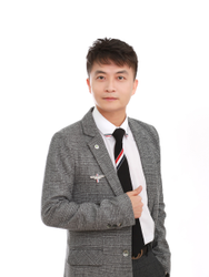 허정필
